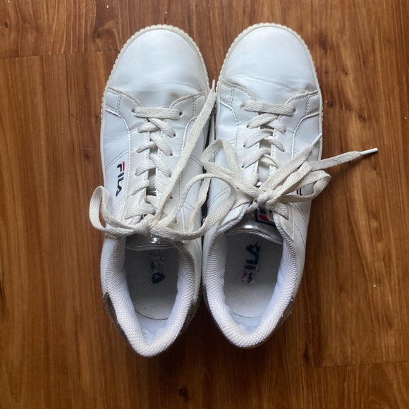 Fila Panache White and Silver Sneaker Sz 7 - Picture 2 of 16